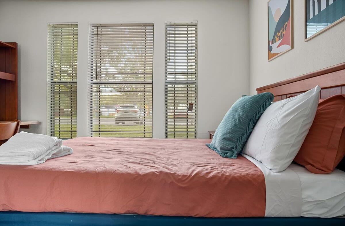 4Bd 2 Mi To Usf Free Pool + 24 Hour Gym Villa Tampa Exterior foto